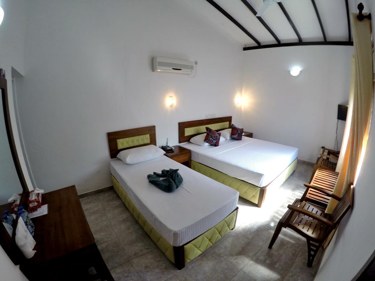 Ramon Beach Resort Ambalangoda  Luaran gambar