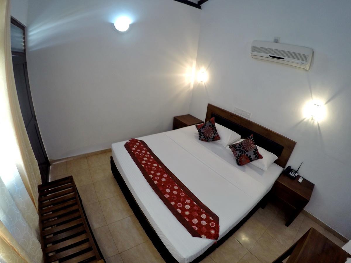 Ramon Beach Resort Ambalangoda  Luaran gambar