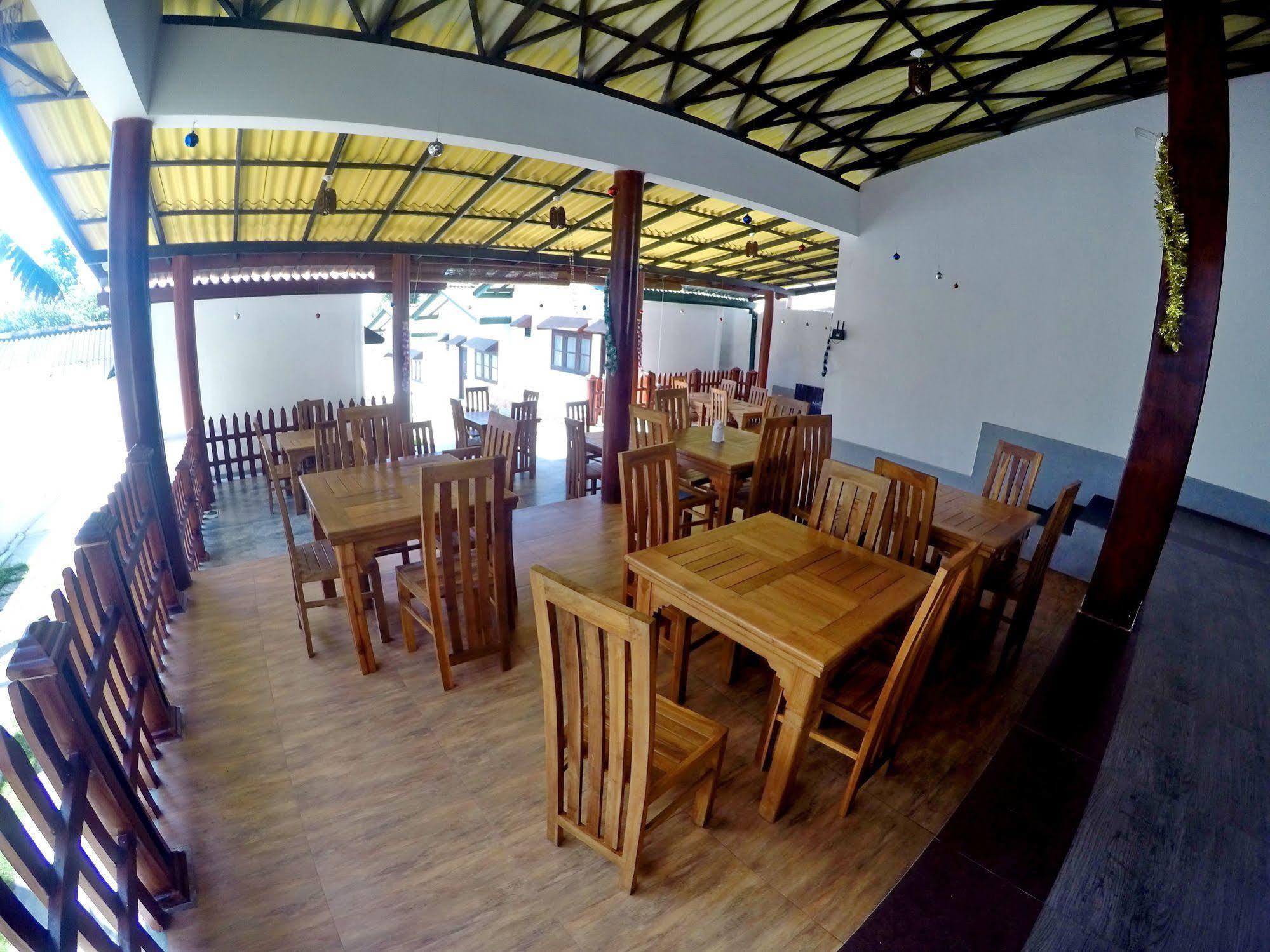 Ramon Beach Resort Ambalangoda  Luaran gambar