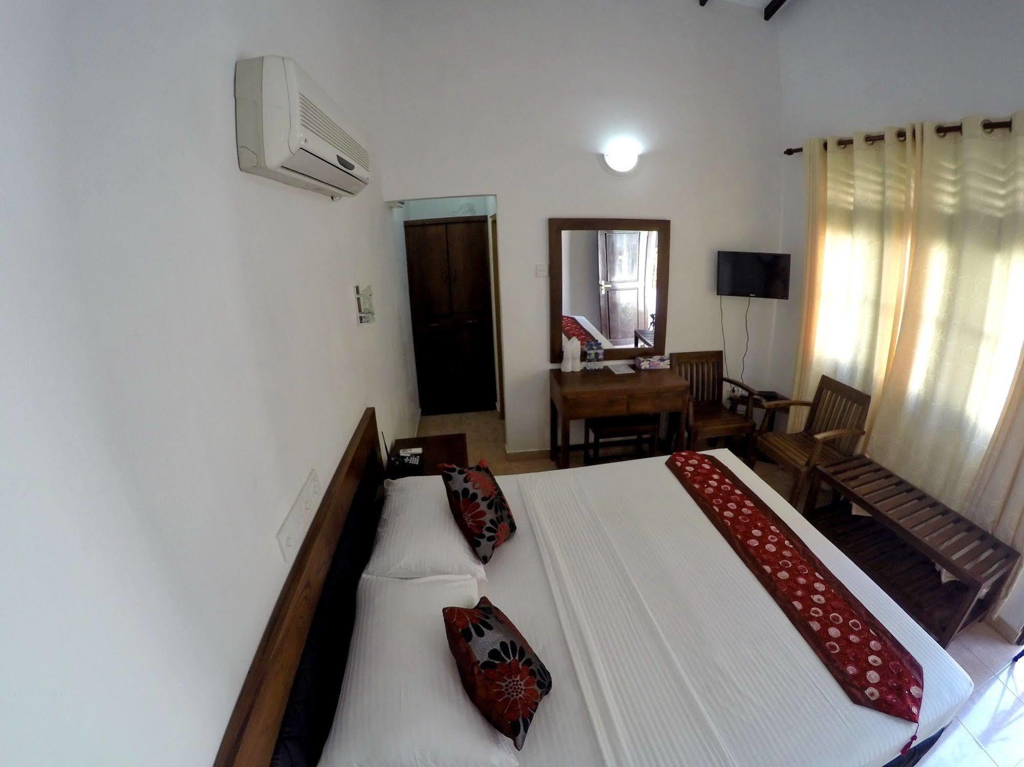 Ramon Beach Resort Ambalangoda  Luaran gambar